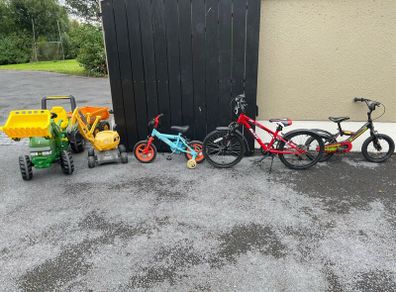 Kids john deere tractor and bikes