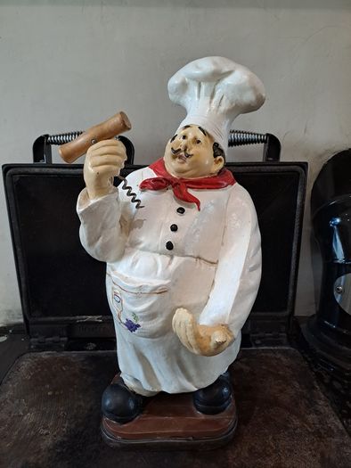 Large Decorative Chef Wine Bottle Holder