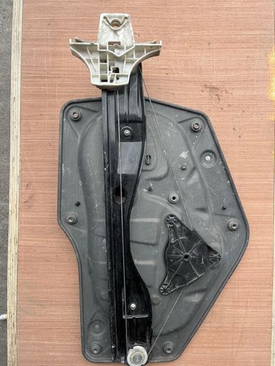 Skoda Superb Window Regulator
