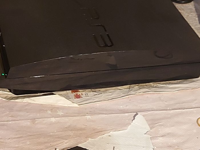 Sony Playstation 3, Model CECH-2003B, Power Cable, and 2 Controllers, Working Perfect and in excellent condition