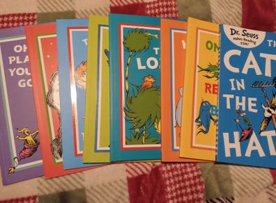 Dr. Seuss Books x 8