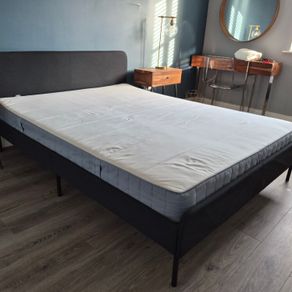 Standard Double Bed with Mattress