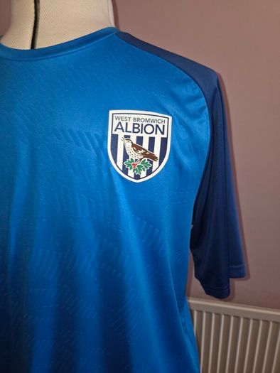 West Bromwich Albion Jersey - XL size