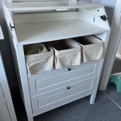 Ikea - Changing Table