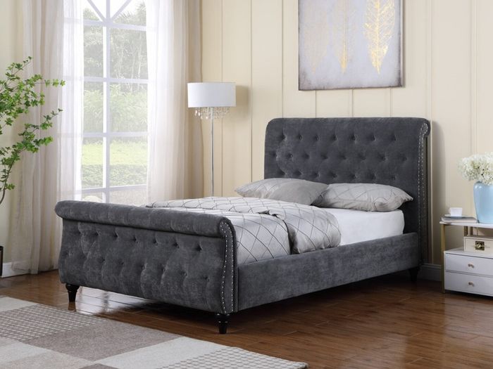 SALE E300 off Swan Double and Kingsize Beds