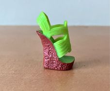 2012 Monster High Skelita Shoe( right shoe only)