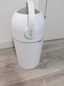 Nappy Bin- Chicco odour free