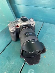 Hasselblad HV Camera & Zeiss 24/70 Lens