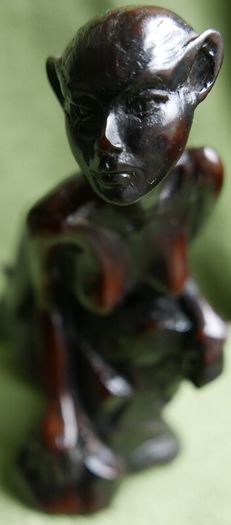 Statue