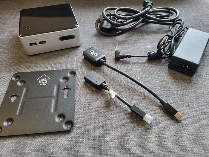 Intel NUC - MAC mini