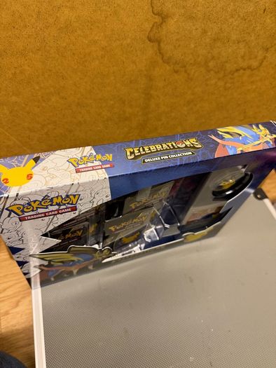 Pokemon Celebrations Deluxe Pin Collection