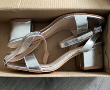 New Silver sandles