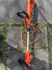 Black & Decker Corded Strimmer