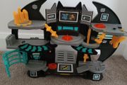 Batman Imaginext batcave