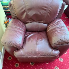 Recliner armchairs