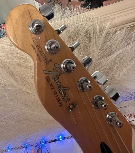 Lefty 2002 fender mim telecaster