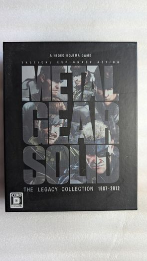 Metal Gear Solid The Legacy Collection 1987-2012 - PlayStation 4 Japan Import