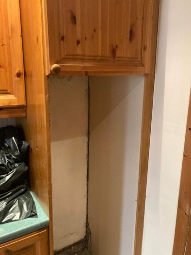 Pine kitchen in great condition