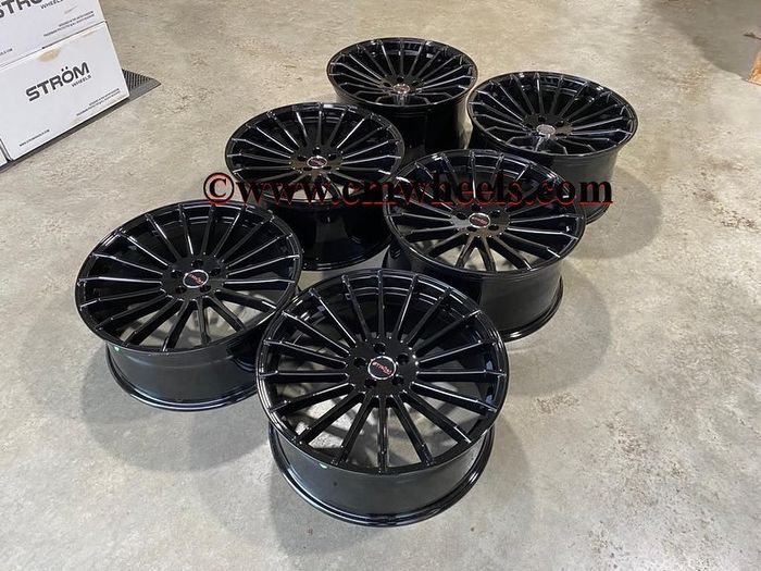 22" Inch Strom STR4 Alloy Wheels Range rover sport 5x120 Jeep 4x4 SUV Gloss Black 72.6