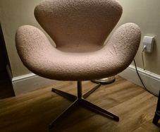 Swan chair