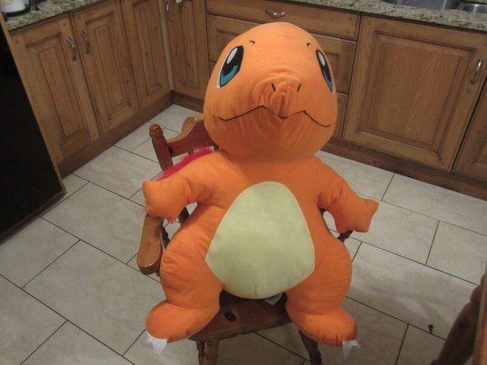pokemon    CHARMANDER         huge ....32 inches
