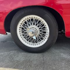 4 complete mgb wire wheel spokes white coating + AvonZT7 Tyres and 4 original chrome spinners