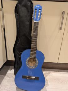 1/2 Classical Guitar