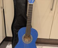 1/2 Classical Guitar