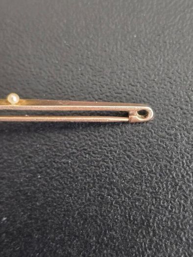Gold 9ct brooch Seawater Mabe Pearl