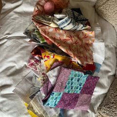 Scrap fabric bundoe
