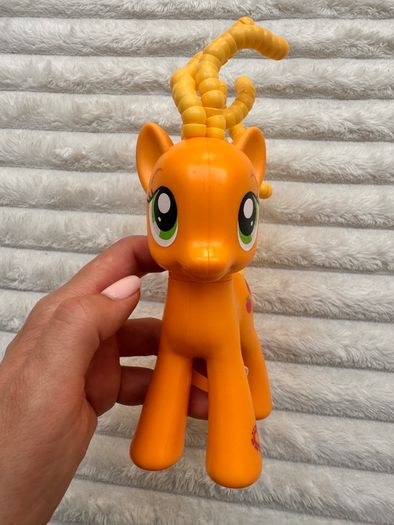 My Little Pony Explore Equestria Cutie Twisty-Do AppleJack Hair Play MLP approx. 14 cm. Used Please see photos