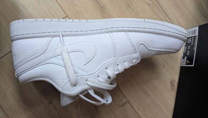 Air Jordan 1 Low "Triple White" sneakers