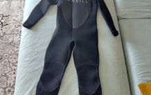 O'Neill Wetsuit age 6, 126-133cm tall and 62-67cm wide.