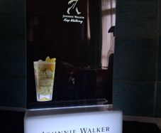 Johnnie Walker Bar Light phone charger