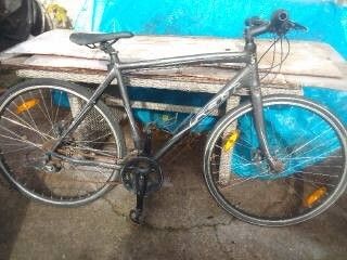 bike  for parts or repair