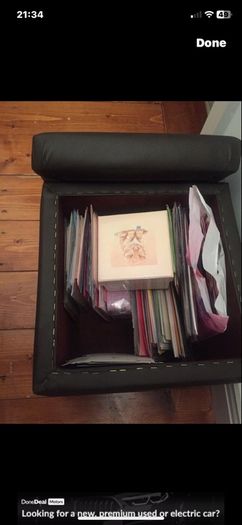 2 Seated storage box with lid one large and one small
