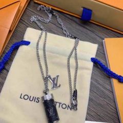 Perfume bottle style necklace