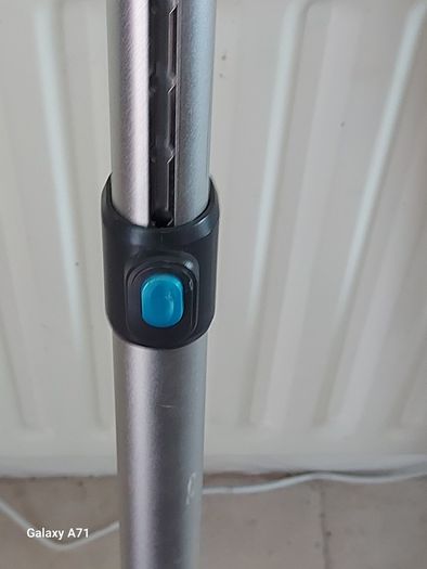 Oraimo Cordless Vacuum Cleaner with 2200mAh6 Rechargeable Battery, just vacuum & charger, no accessories