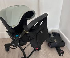 Doona X car seat and isofix base