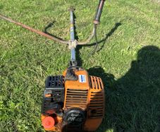 Tanaka PM 45 heavy duty petrol strimmers (Japanese engine)
