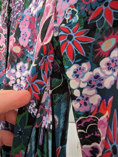 High brand silk dress y Saloni