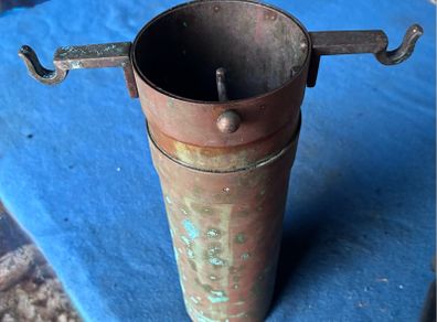 Shell casing companion set holder