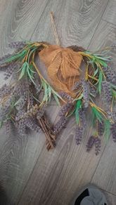 Small Loveheart Wreath with Lavender Flowers