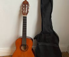 1/4 guitar