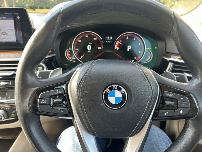 BMW 5-Series 2017 // Cream Leather // Very Low Kms