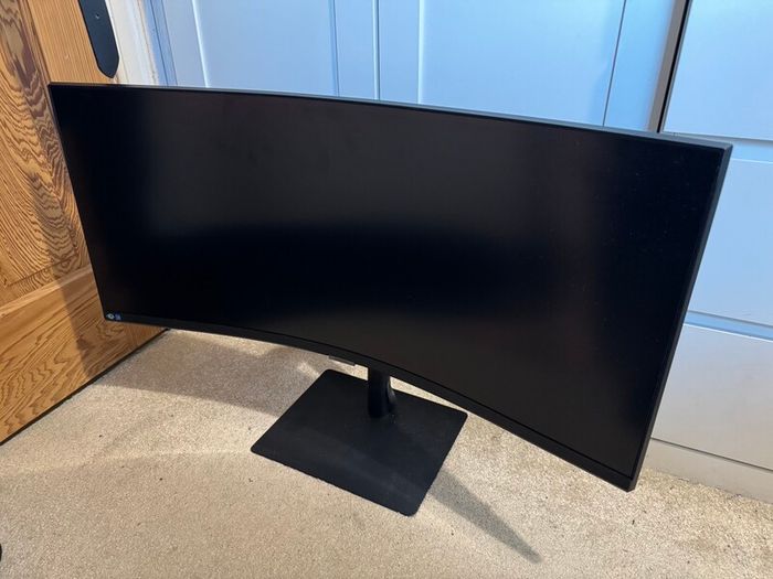 Samsung monitor 34" curved