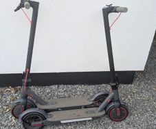 Scooters x 2 Electric Aovopro