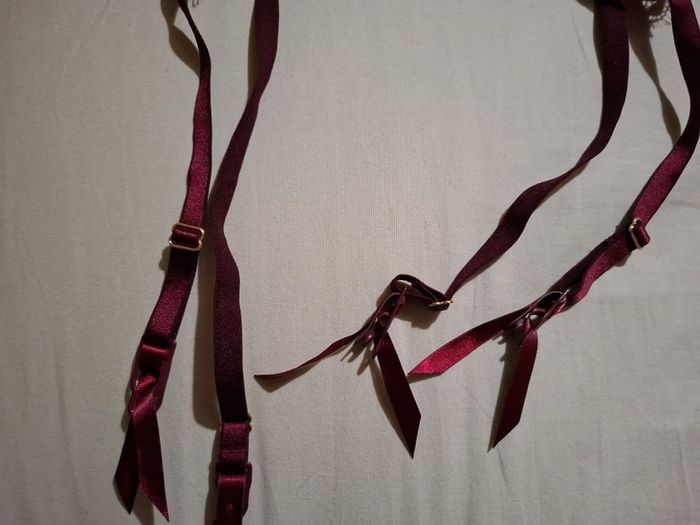 Hunkemoller burgundy suspender belt