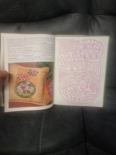 Complete Guide to Embroidery ("Golden Hands") (Hardcover)