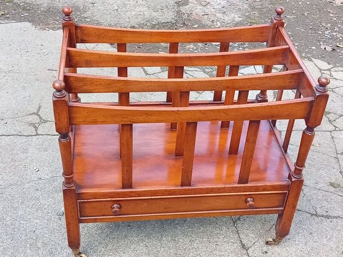 Canterbury Magazine Rack